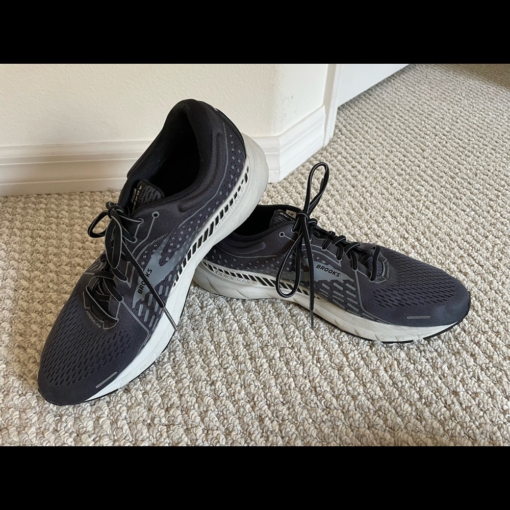 Brooks Adrenaline GTS